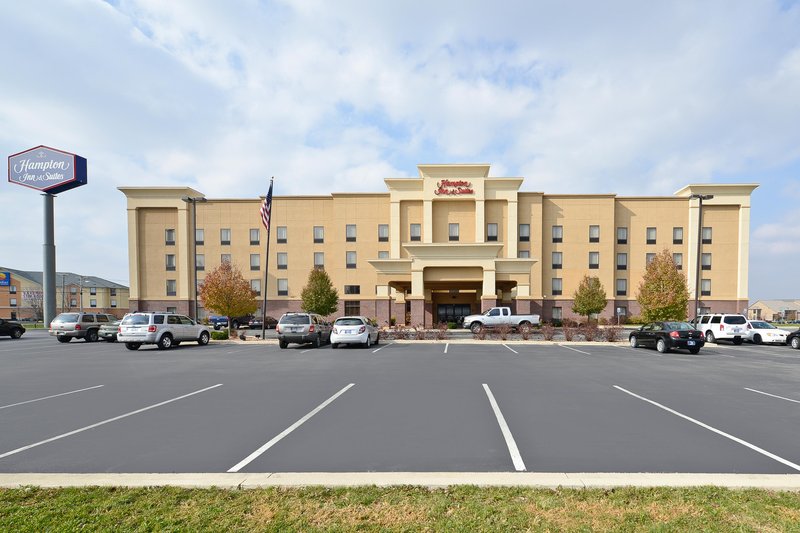 Hampton Inn & Suites Muncie - Muncie, IN