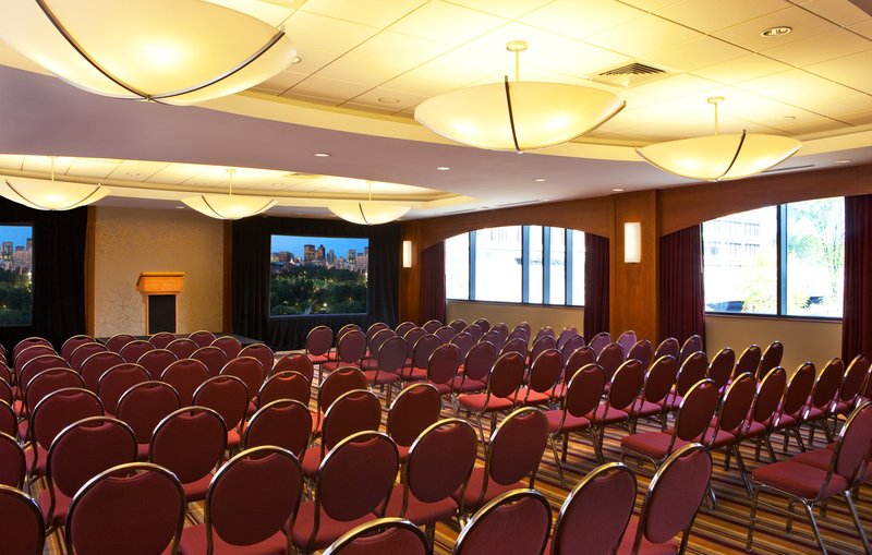 Crowne Plaza-Boston-Newton - Newton, MA
