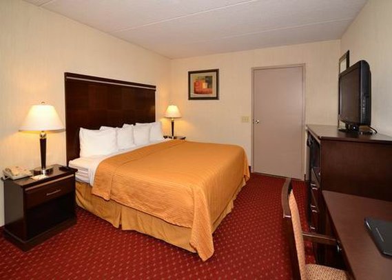 Quality Inn - Mount Airy, NC