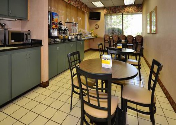 Quality Inn - Mount Airy, NC