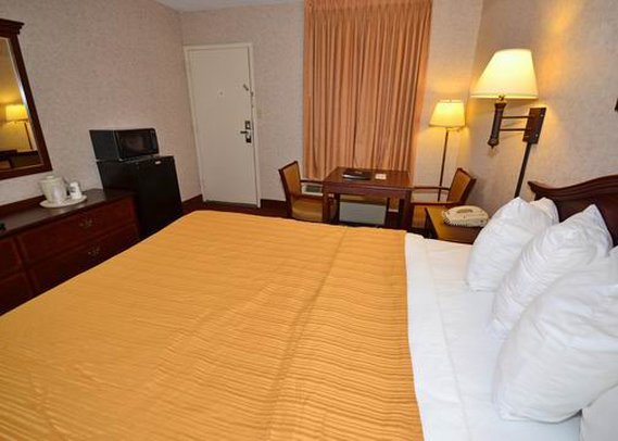 Quality Inn - Mount Airy, NC