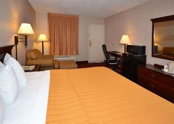 Quality Inn - Mount Airy, NC