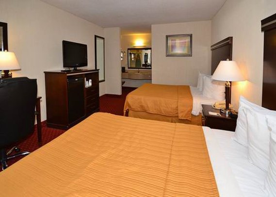 Quality Inn - Mount Airy, NC