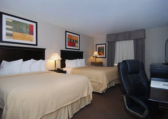 Quality Inn And Suites Battle Creek - Battle Creek, MI