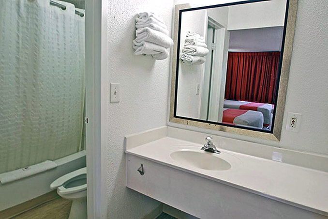 Motel 6 - Little Rock, AR