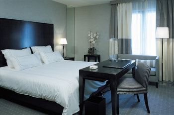 NH Liberdade Hotel - Room