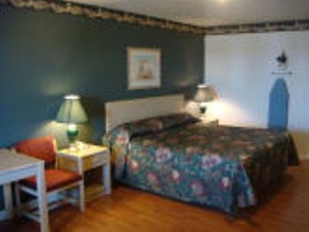 Eagle Pass Inn - Eagle Pass, TX