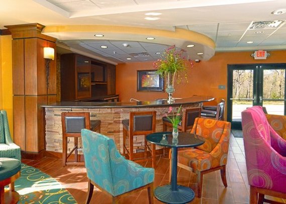 Comfort Suites - Texarkana, AR