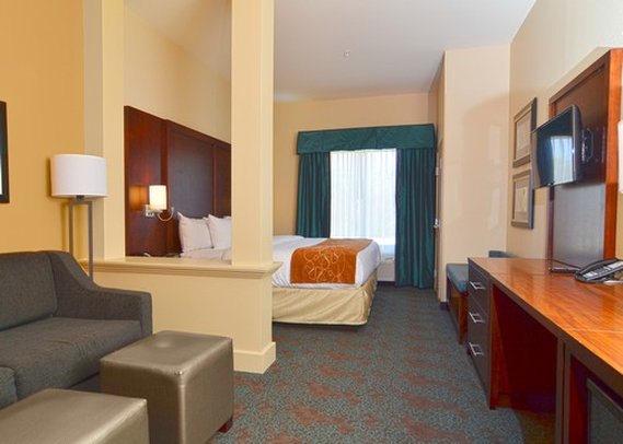 Comfort Suites - Texarkana, AR
