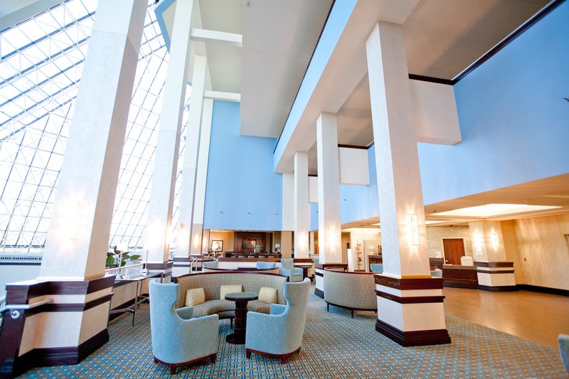 Crowne Plaza ST. LOUIS AIRPORT - Bridgeton, MO