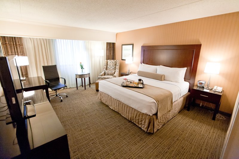 Crowne Plaza ST. LOUIS AIRPORT - Bridgeton, MO
