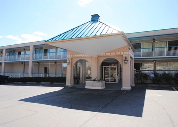 Quality Inn - Groton, CT