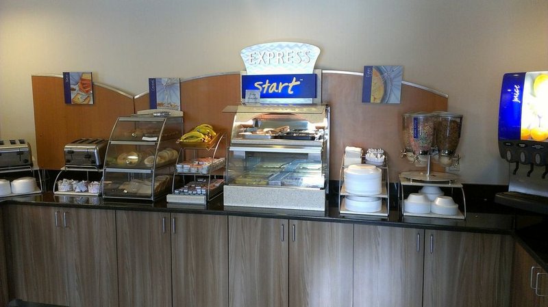 Holiday Inn Express BOSTON-MILFORD - South Lancaster, MA