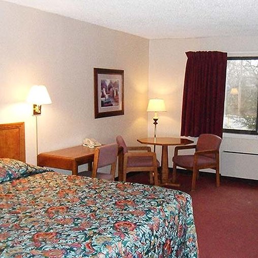 Magnuson Hotel Dixon - Dixon, IL