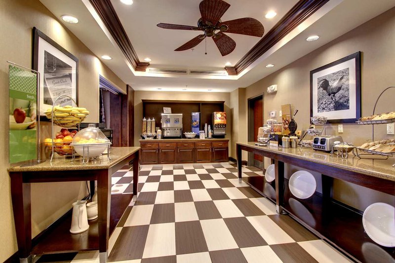 Hampton Inn Statesville - Statesville, NC