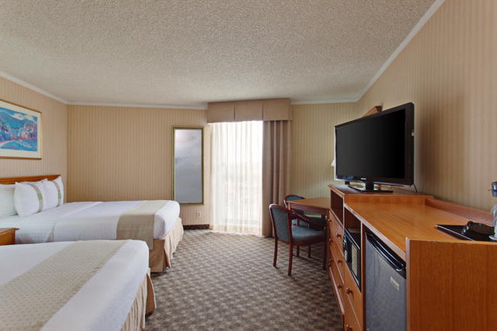 Holiday Inn - Long Beach, CA