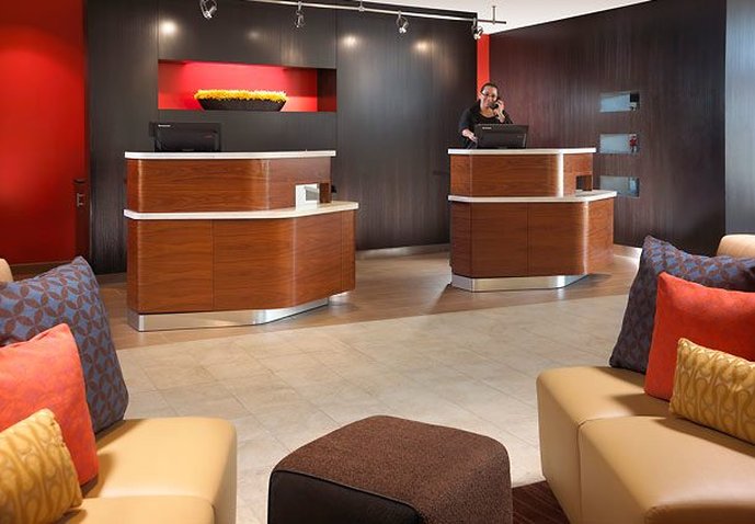 Courtyard By Marriott Long Beach Airport - Long Beach, CA