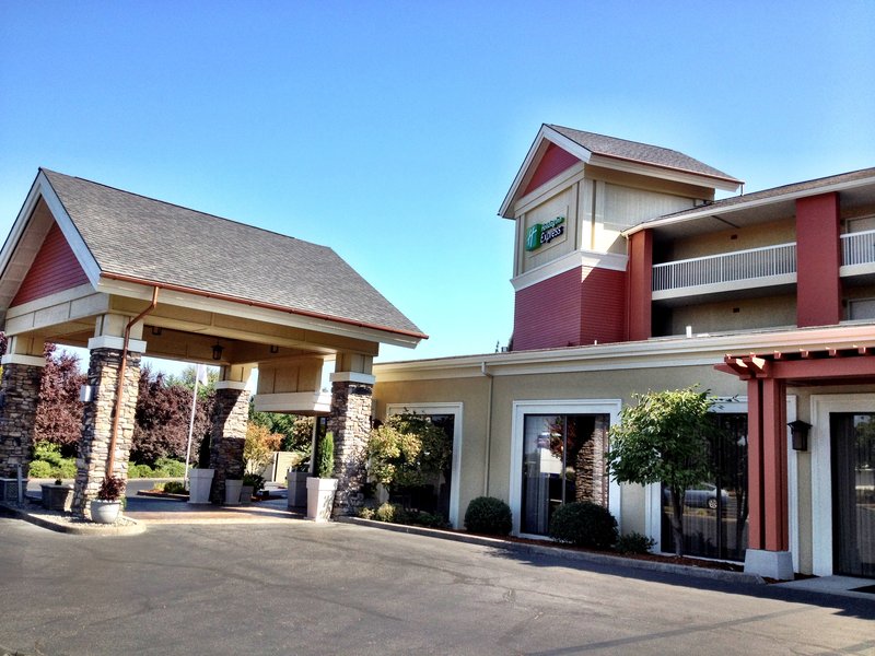 Holiday Inn Express ROSEBURG - Roseburg, OR