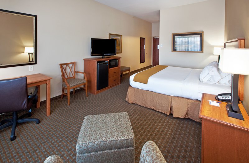 Holiday Inn Express & Suites MINNEAPOLIS SW - SHAKOPEE - Shakopee, MN