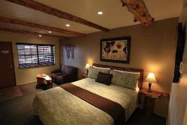 Sleepy Hollow Cabins and Motel - Crestline, CA