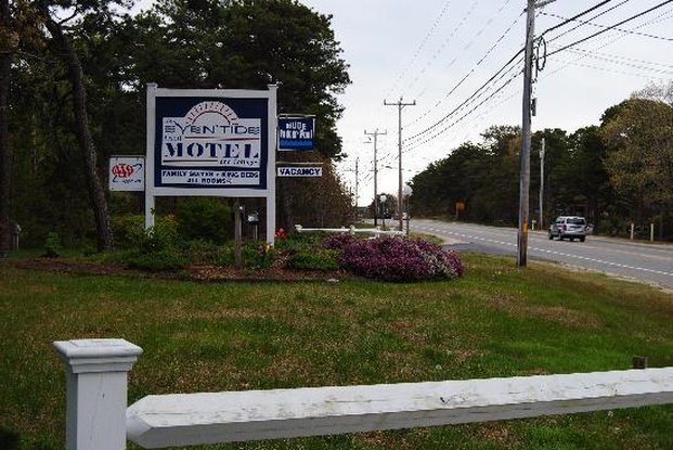Even'tide Motel & Cottages - South Wellfleet, MA