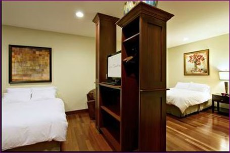 Hotel Sterling - Monroe, MI