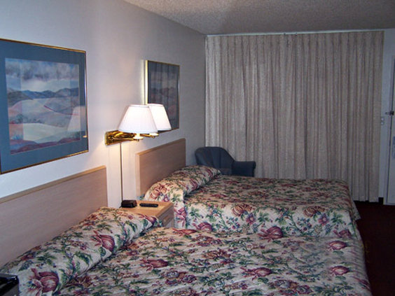 Three Rivers Inn - Wasco, OR