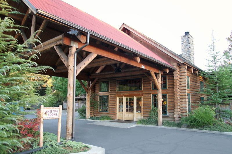 Lodge At Riverside - Grants Pass, OR