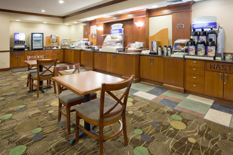 Holiday Inn Express & Suites GRAND FORKS - Grand Forks, ND