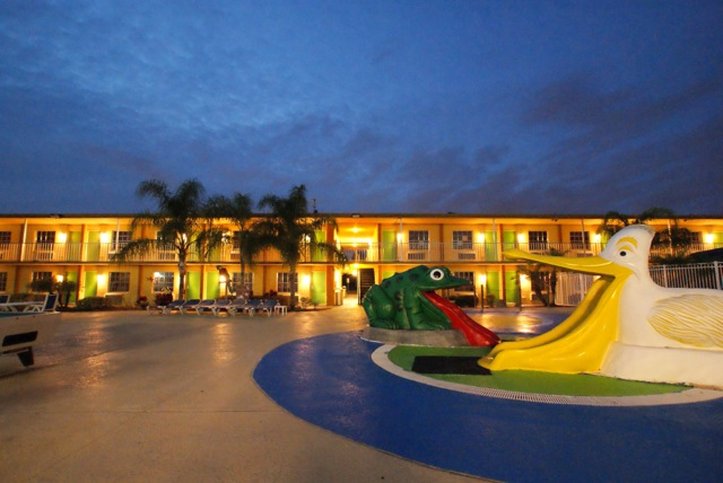 Clarion-Resort Waterpark - Kissimmee, FL