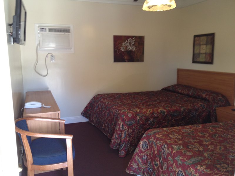 El Patio Motel - Studio City, CA