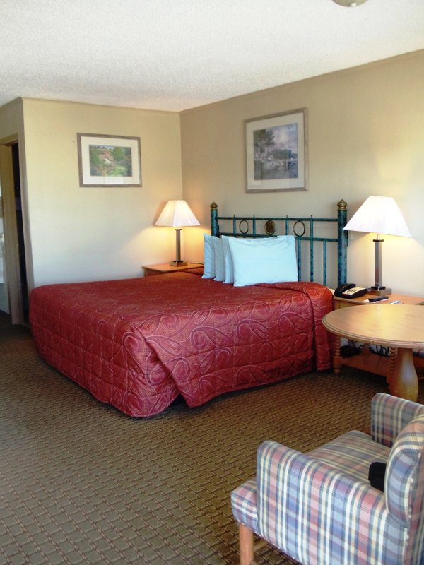 Economy Inn - Buffalo, TX