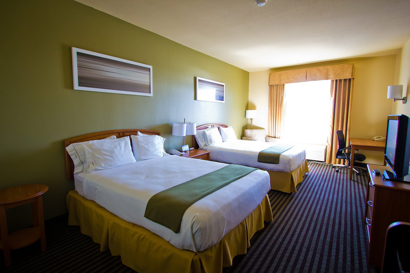 Holiday Inn Express & Suites BASTROP - Bastrop, TX
