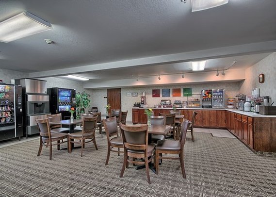 Comfort Inn & Suites - Fremont, OH