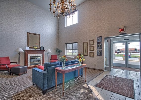 Comfort Inn & Suites - Fremont, OH