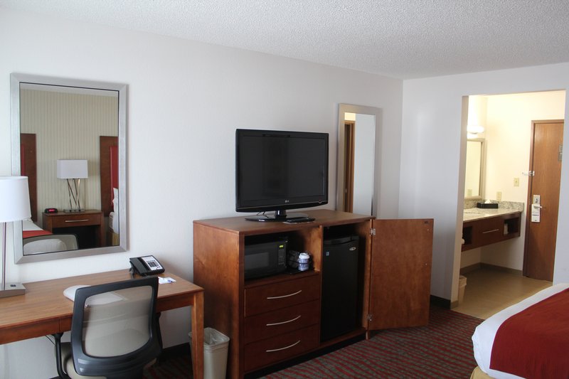 Holiday Inn Express BOSTON-MILFORD - South Lancaster, MA