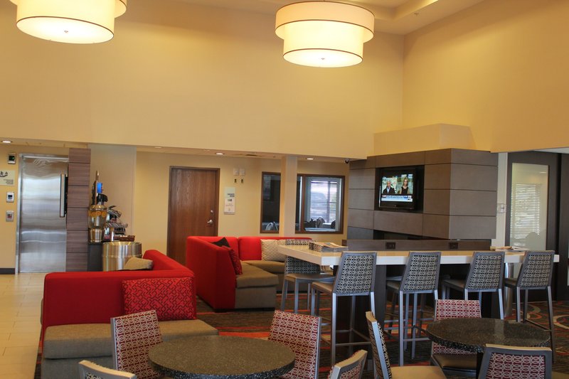 Holiday Inn Express BOSTON-MILFORD - South Lancaster, MA