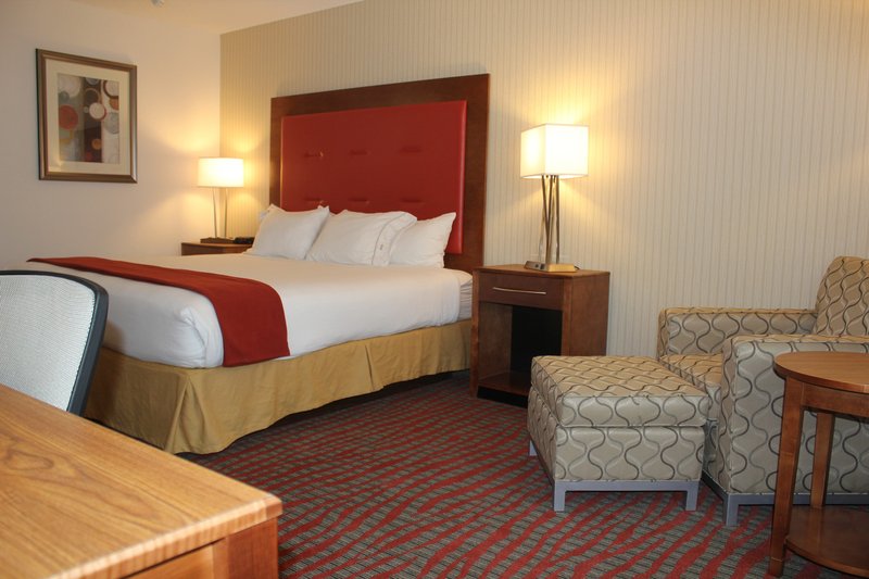 Holiday Inn Express BOSTON-MILFORD - South Lancaster, MA