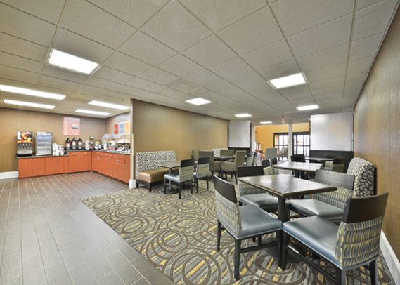 Comfort Inn & Suites