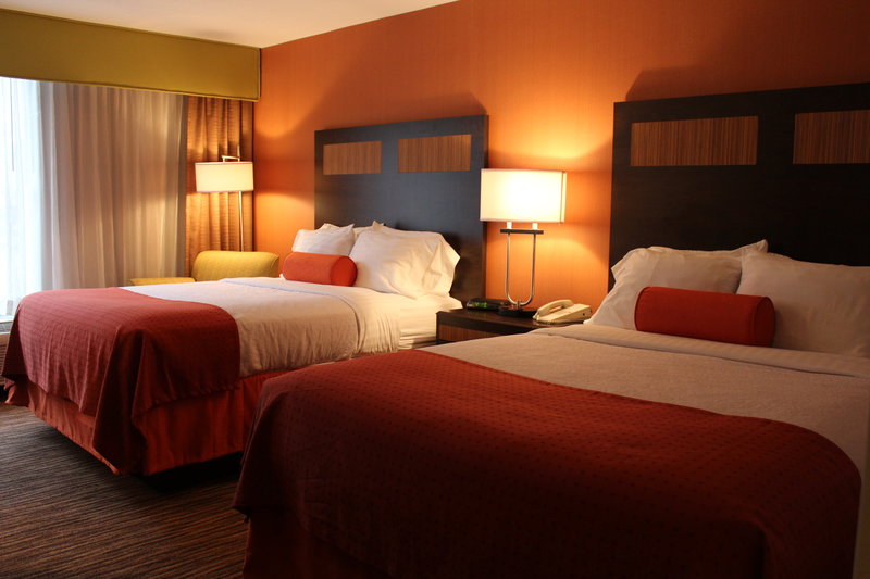 Holiday Inn Danbury-Bethel @ I-84 - Danbury, CT