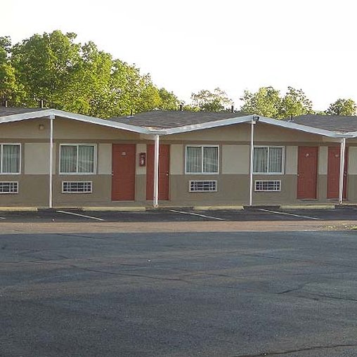 Relax Inn St. Robert - Saint Robert, MO