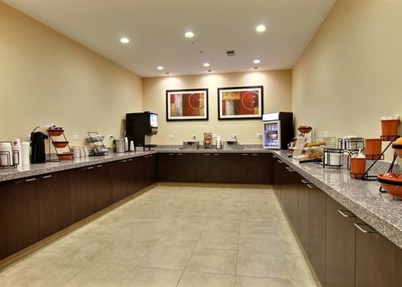 Quality Inn & Suites - Minot, ND