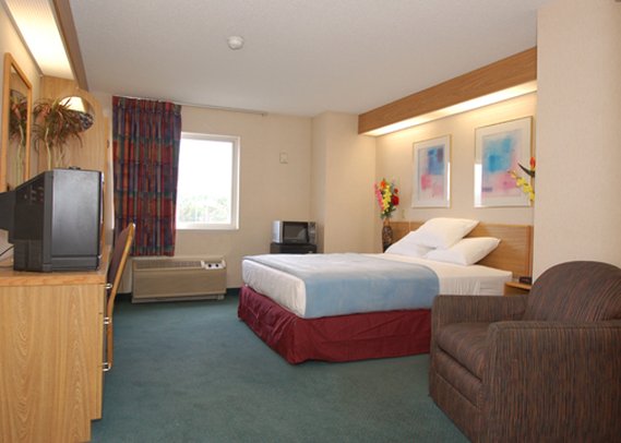 Rodeway Inn - Willington, CT