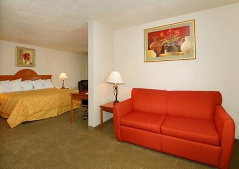 Quality Inn - Huron, SD