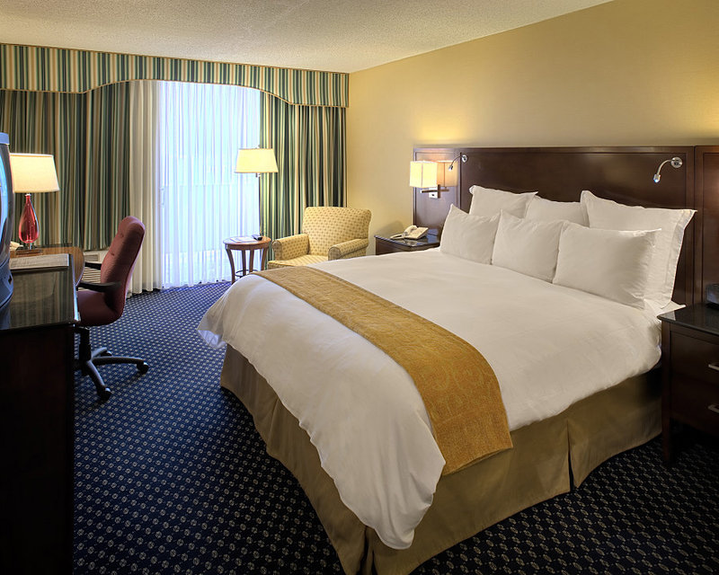 Crowne Plaza CHARLOTTE EXECUTIVE PARK - Charlotte, NC
