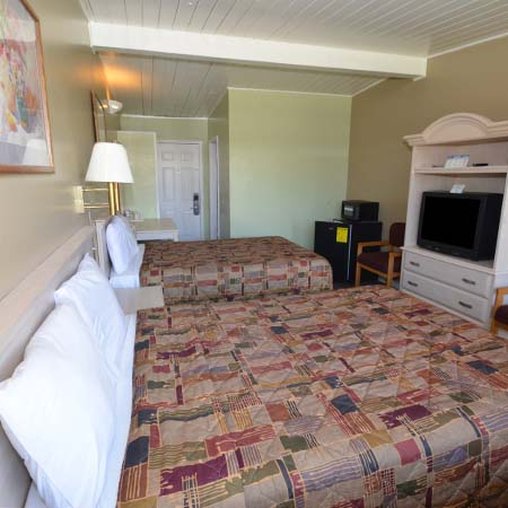 American Inn Express - Red Bluff, CA