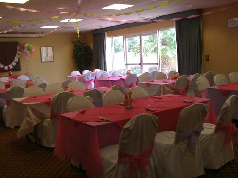 Holiday Inn Express MADERA-YOSEMITE PK AREA - Helm, CA