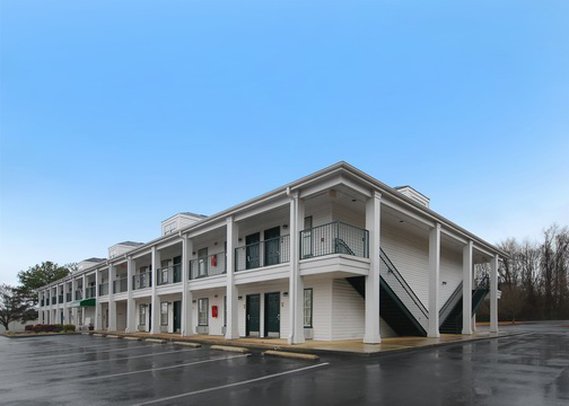 Quality Inn - Arab, AL