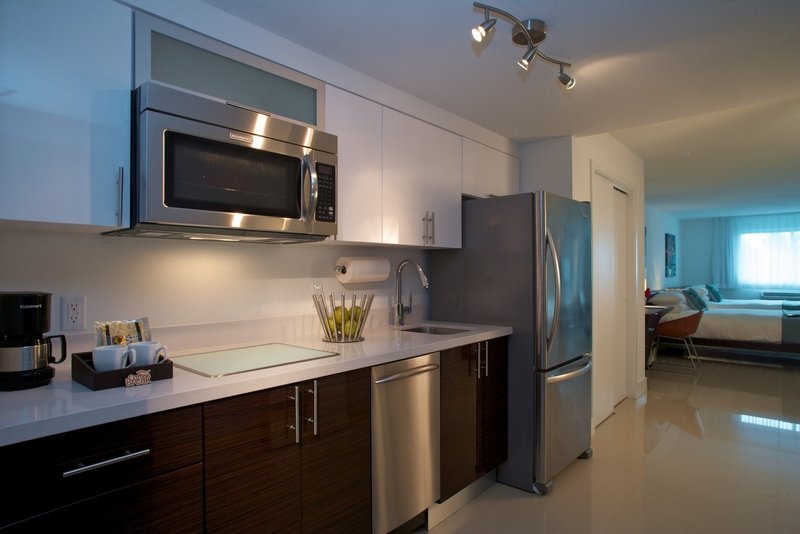 Bal Harbour Quarzo - Bay Harbor Islands, FL