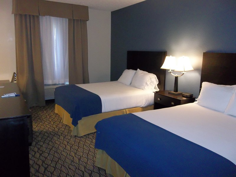 Holiday Inn Express & Suites CADILLAC - Harrietta, MI